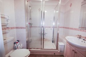 SHOWER ROOM- click for photo gallery